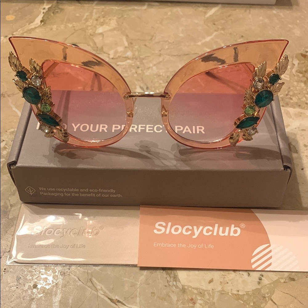 Pink Cat-Eye Sunglasses